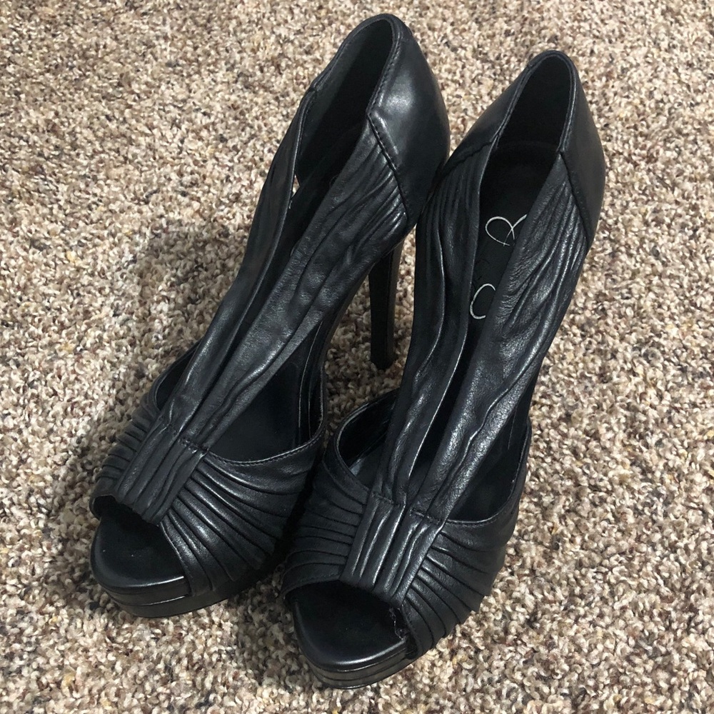 Jessica Simpson Black High Heels